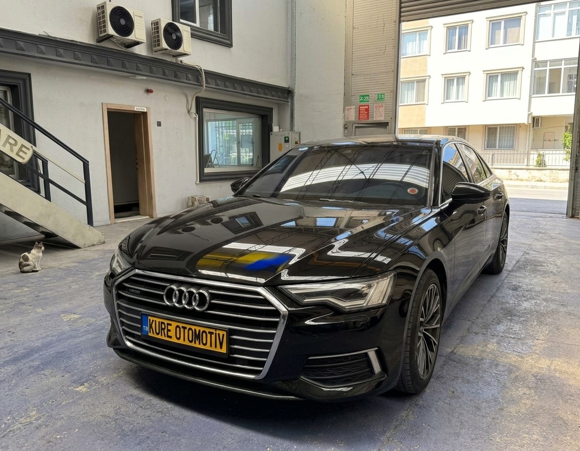 AUDI A6 40 TDI Quattro Design - 2021